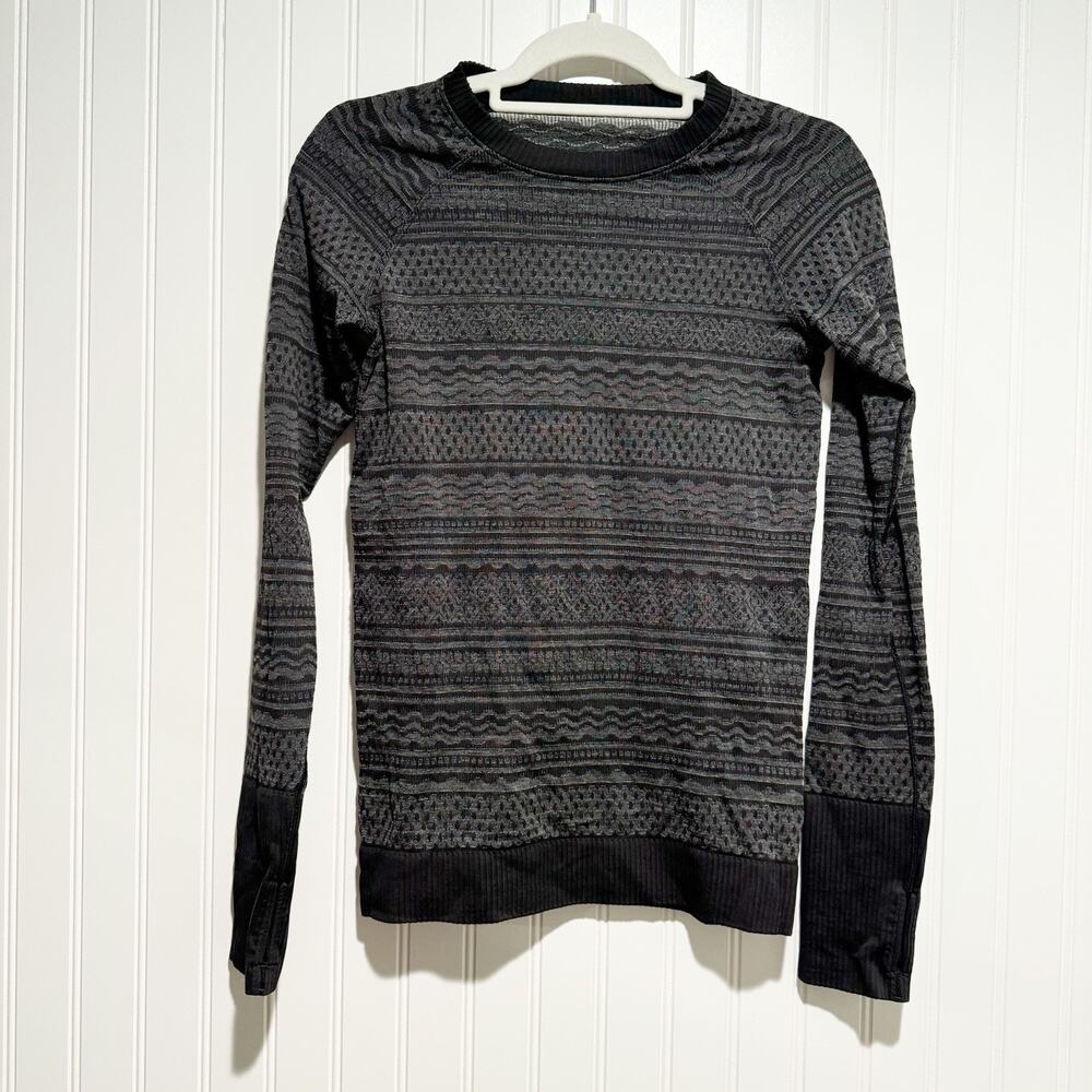 Lululemon Rest Less Pullover Thumb Holes Size 6 - Picture 2 of 7